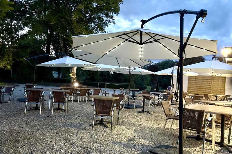 terrasse arriere du restaurant